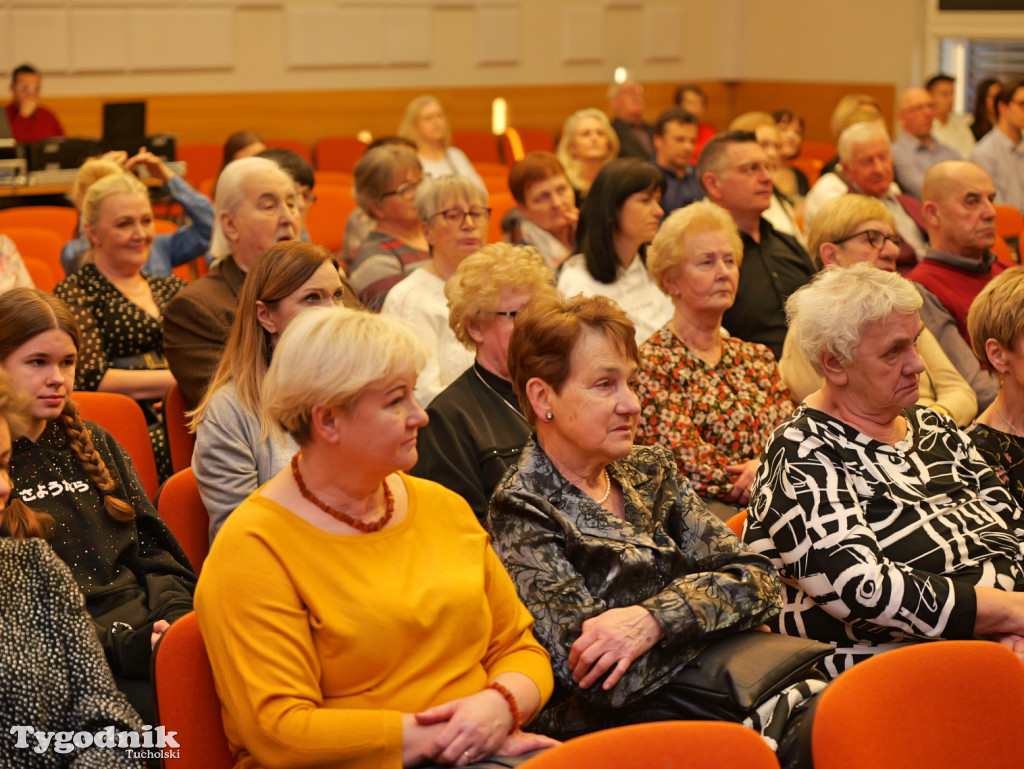 Tucholski Chór Gospel AVE na Dzień Kobiet