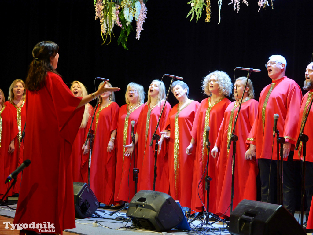 Tucholski Chór Gospel AVE na Dzień Kobiet