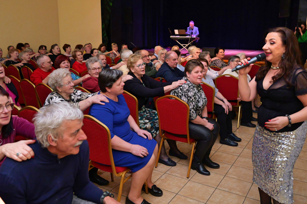 Szalony wieczór w Lubiewie. Dzień Kobiet i Inga Papkala