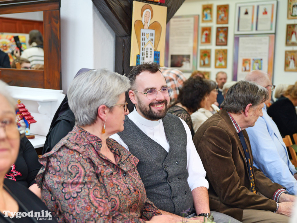 Religia w sztuce ludowej. Wystawa w Muzeum Borów...