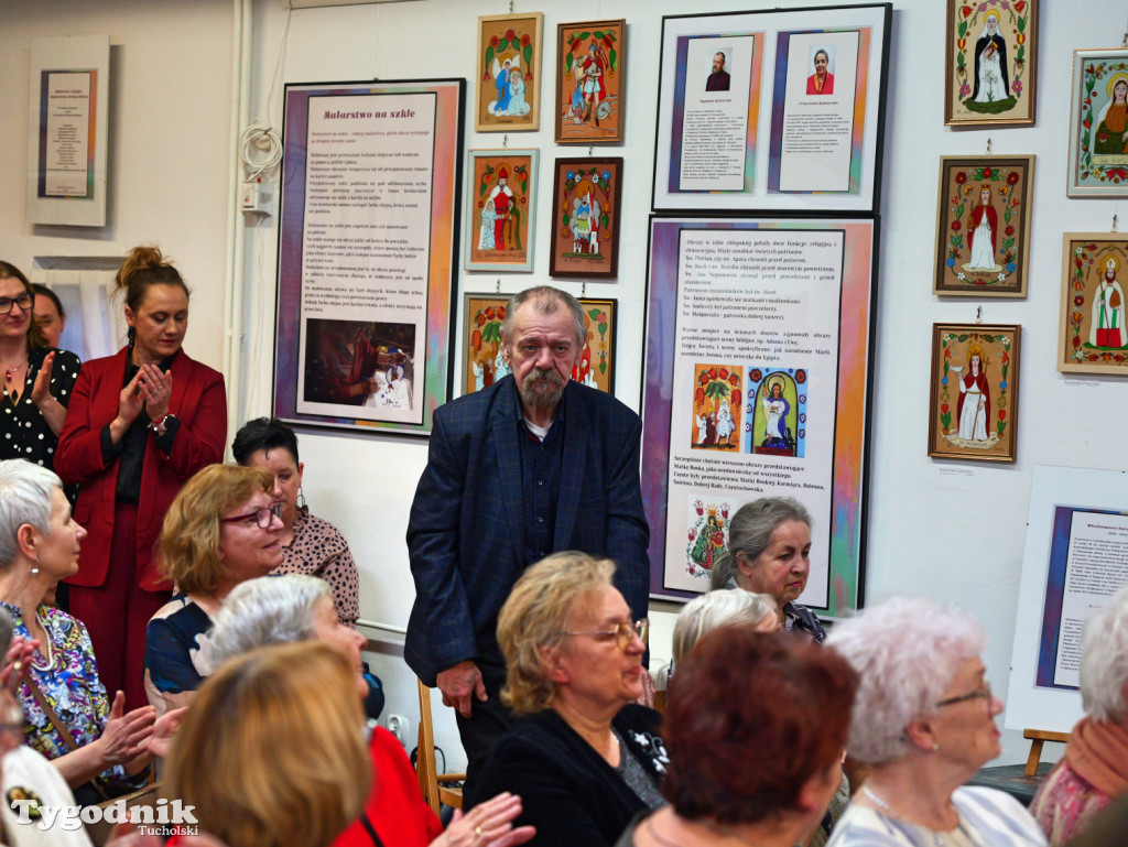 Religia w sztuce ludowej. Wystawa w Muzeum Borów...