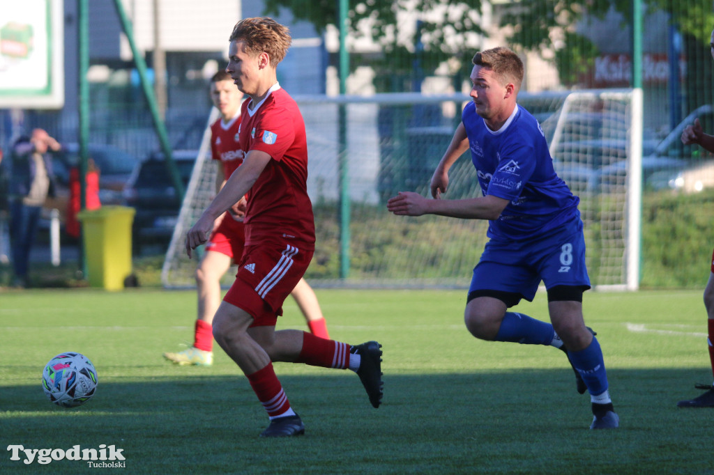 Klasa A: Gwiazda Bydgoszcz - Tucholanka Kaemde Tuchola 2:1 (2:0)