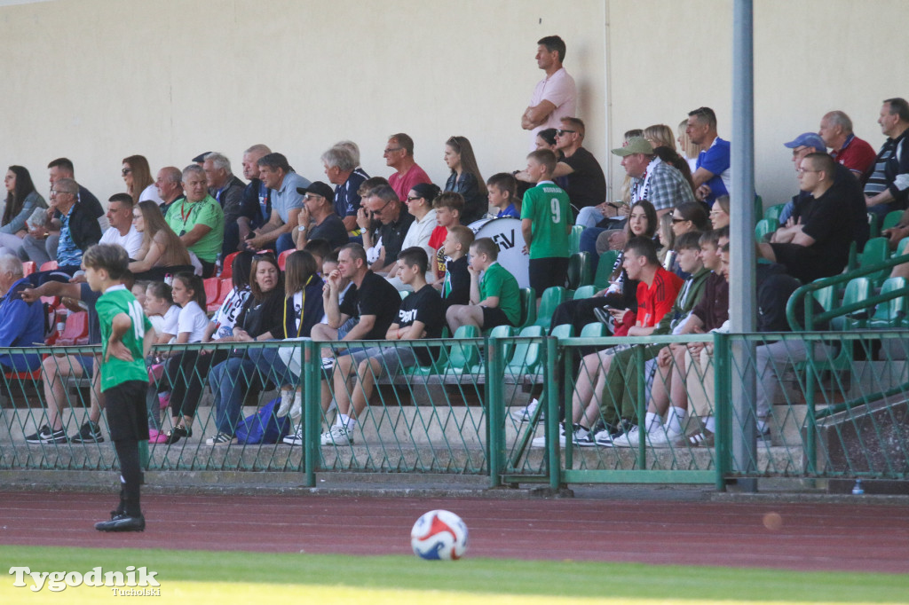 Klasa A: Tucholanka Kaemde Tuchola - Grom Osie 2:3 (2:1). Bramki: Orzechowski (11, 42)