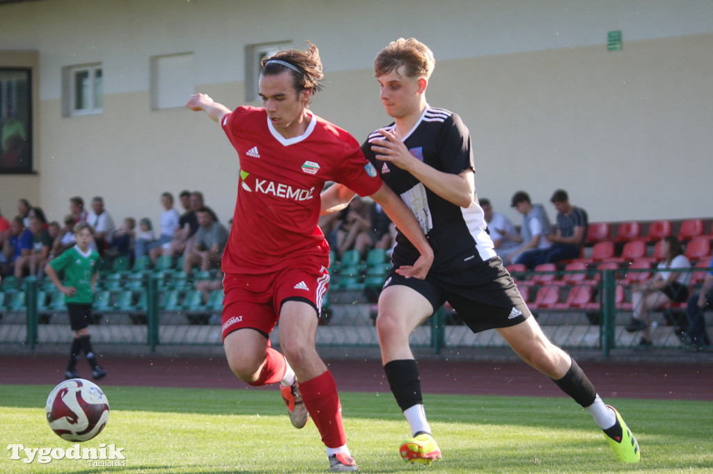 Klasa A: Tucholanka Kaemde Tuchola - Grom Osie 2:3 (2:1). Bramki: Orzechowski (11, 42)