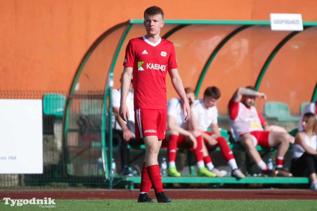Klasa A: Tucholanka Kaemde Tuchola - Grom Osie 2:3 (2:1). Bramki: Orzechowski (11, 42)