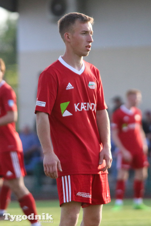 Klasa A: Tucholanka Kaemde Tuchola - Grom Osie 2:3 (2:1). Bramki: Orzechowski (11, 42)