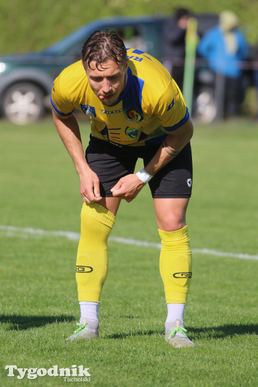 Klasa okręgowa: Rawys CEO Raciąż - Pomorzanin Toruń 3:2 (1:0). Bramki: G. Kokoladze (42, 60), Damian Rybacki (89)