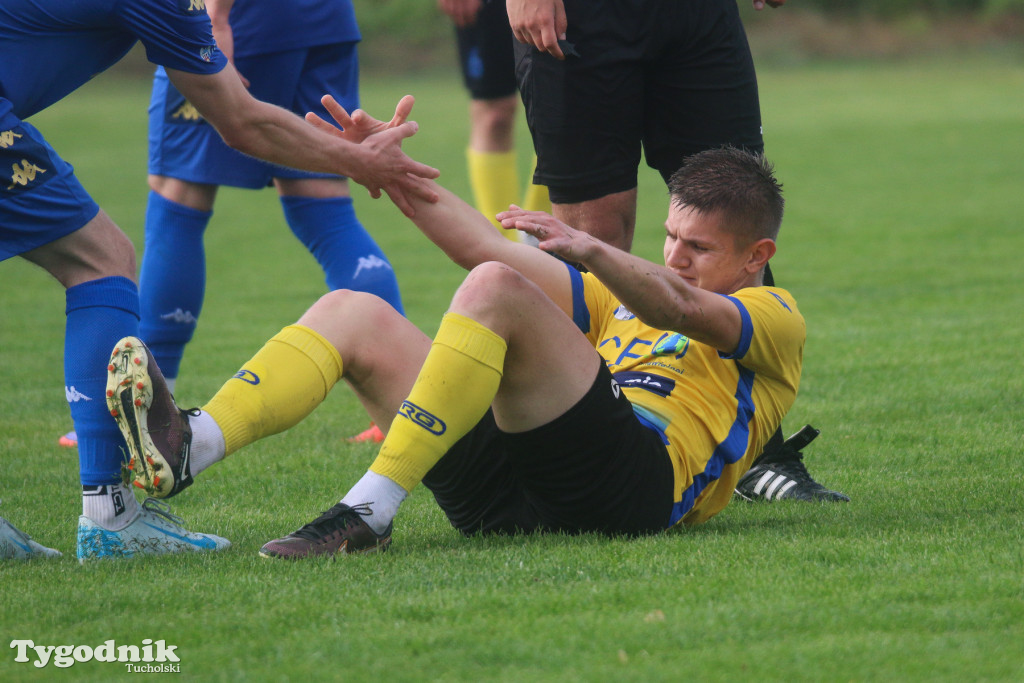 Klasa okręgowa: Rawys CEO Raciąż - Pomorzanin Toruń 3:2 (1:0). Bramki: G. Kokoladze (42, 60), Damian Rybacki (89)