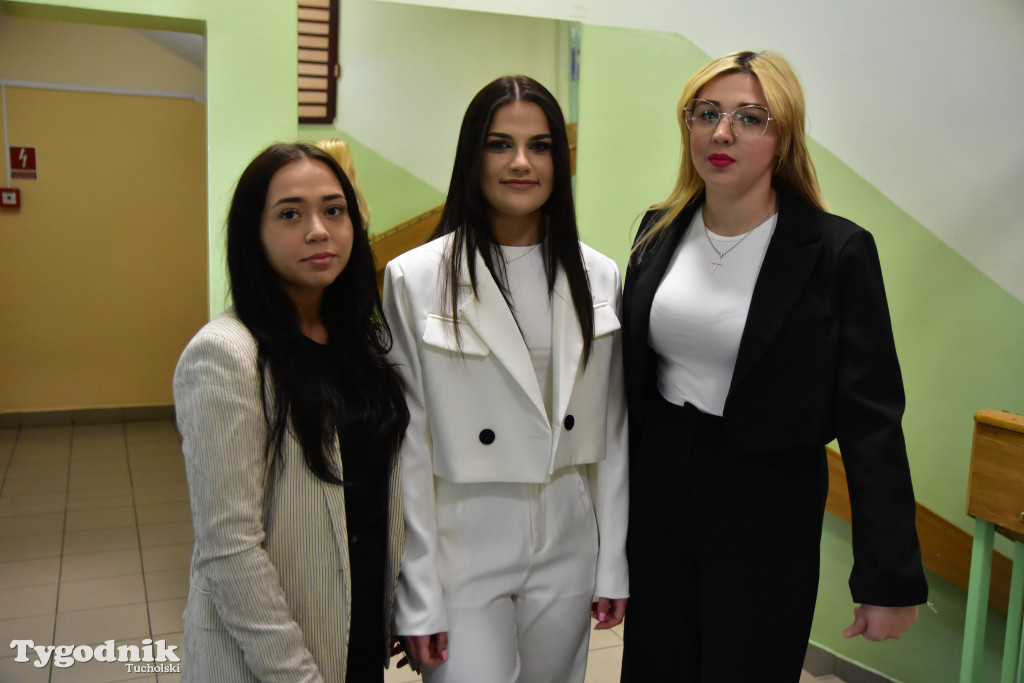 Tegoroczni absolwenci szkół ponadpodstawowych zmierzyli się z egzaminem dojrzałości