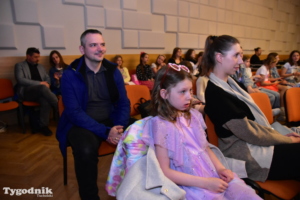 Tuchola: 47. Spotkania z Piosenką Dziecięcą. Młodzi artyści wystąpili na scenie TOK-u