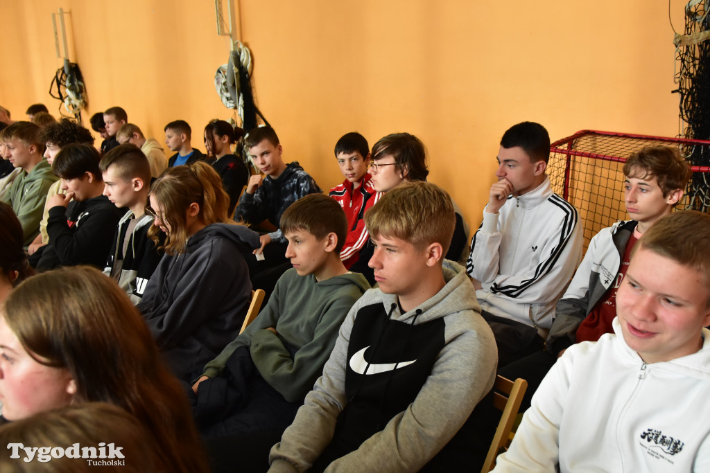 Młodzieżowi Radni Powiatu Tucholskiego opowiadali o swojej pracy
