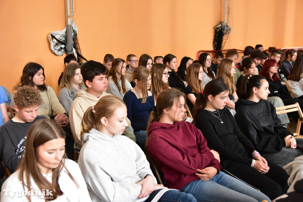 Młodzieżowi Radni Powiatu Tucholskiego opowiadali o swojej pracy