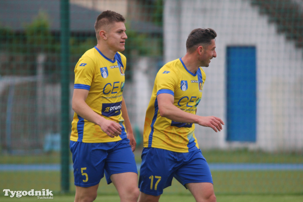 Klasa okręgowa: MUKS CWZS Bydgoszcz - Rawys CEO Raciąż 3:5 (0:1). Bramki: Rybacki (25,75,90), G. Kokoladze (80,90+1)