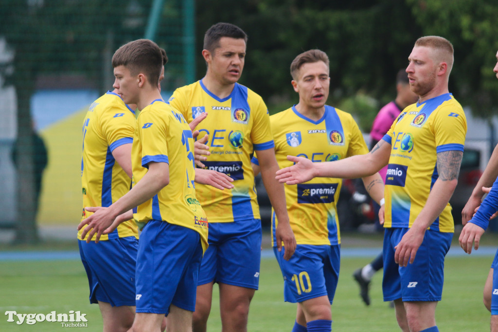 Klasa okręgowa: MUKS CWZS Bydgoszcz - Rawys CEO Raciąż 3:5 (0:1). Bramki: Rybacki (25,75,90), G. Kokoladze (80,90+1)