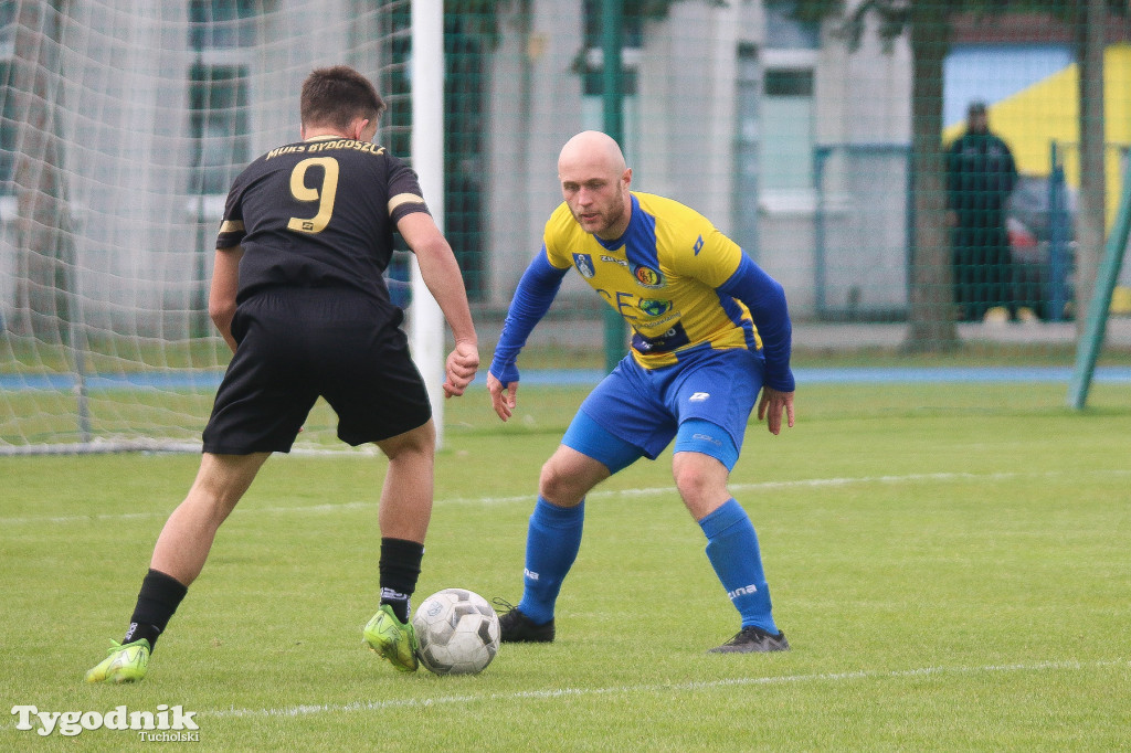 Klasa okręgowa: MUKS CWZS Bydgoszcz - Rawys CEO Raciąż 3:5 (0:1). Bramki: Rybacki (25,75,90), G. Kokoladze (80,90+1)