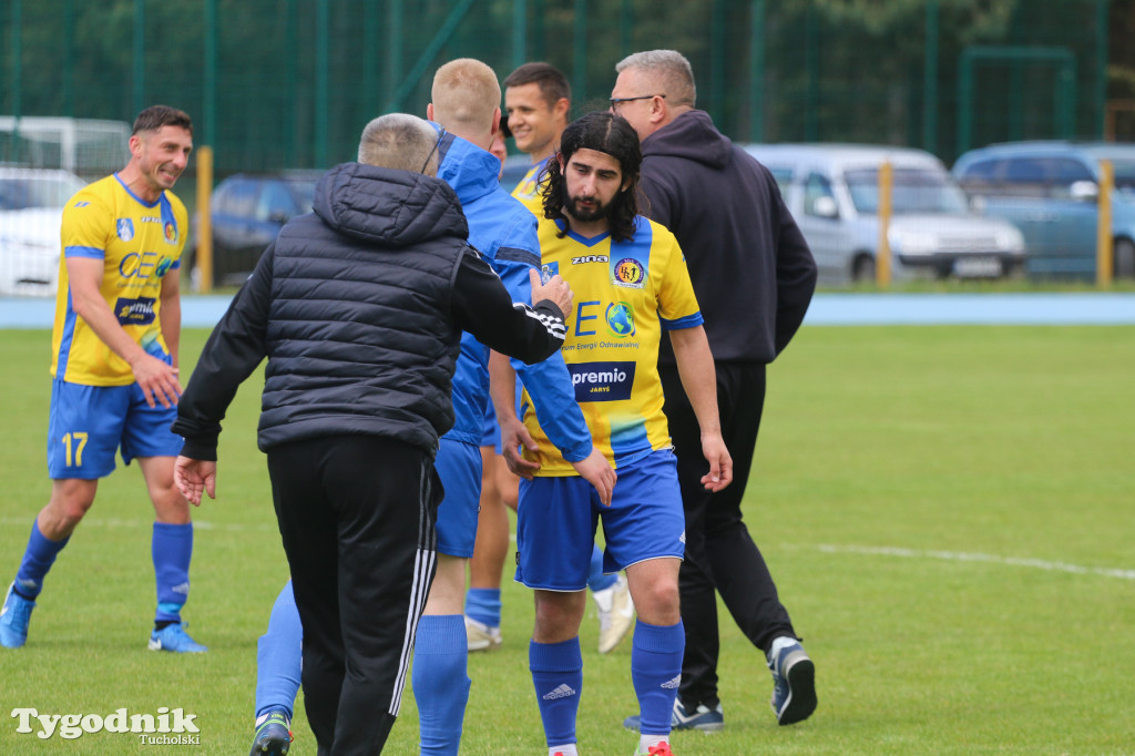 Klasa okręgowa: MUKS CWZS Bydgoszcz - Rawys CEO Raciąż 3:5 (0:1). Bramki: Rybacki (25,75,90), G. Kokoladze (80,90+1)