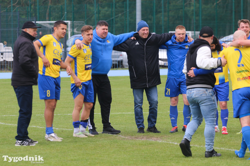 Klasa okręgowa: MUKS CWZS Bydgoszcz - Rawys CEO Raciąż 3:5 (0:1). Bramki: Rybacki (25,75,90), G. Kokoladze (80,90+1)