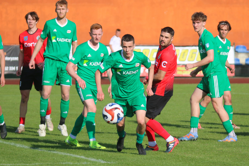 Klasa A: Tucholanka Kaemde Tuchola - Victoria Koronowo 2:0 (1:0). Bramki: Orzechowski (5,83)