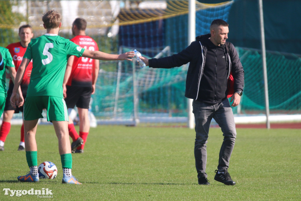Klasa A: Tucholanka Kaemde Tuchola - Victoria Koronowo 2:0 (1:0). Bramki: Orzechowski (5,83)