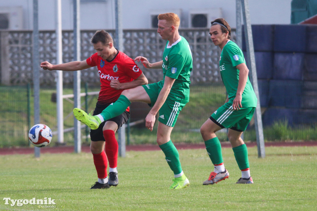 Klasa A: Tucholanka Kaemde Tuchola - Victoria Koronowo 2:0 (1:0). Bramki: Orzechowski (5,83)