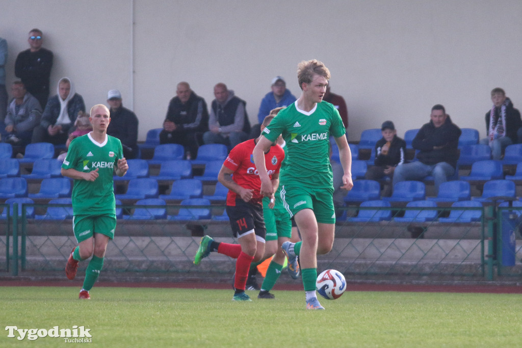 Klasa A: Tucholanka Kaemde Tuchola - Victoria Koronowo 2:0 (1:0). Bramki: Orzechowski (5,83)