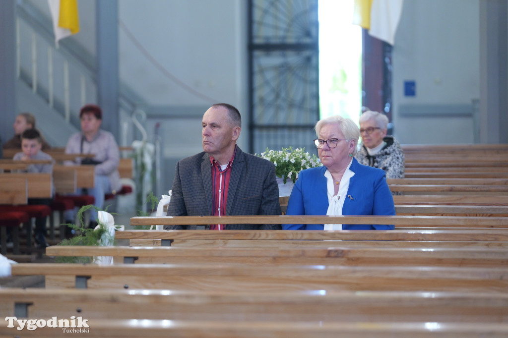 Skrzypce, klawisze - koncert w kościele w Cekcynie