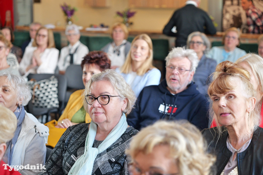 Seniorzy z całego województwa debatowali w Cekcynie