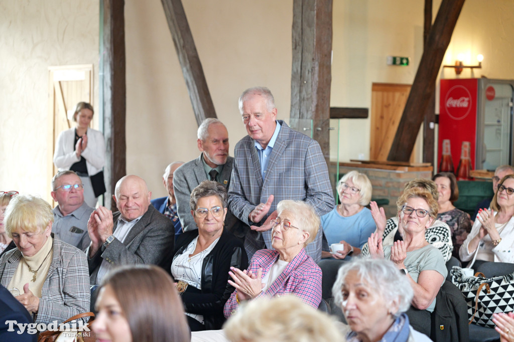 Seniorzy z całego województwa debatowali w Cekcynie