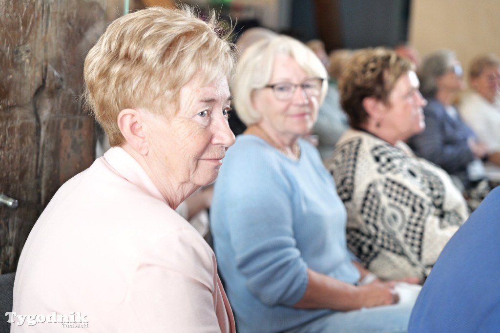 Seniorzy z całego województwa debatowali w Cekcynie