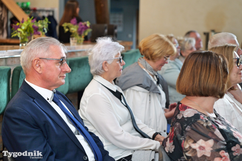 Seniorzy z całego województwa debatowali w Cekcynie