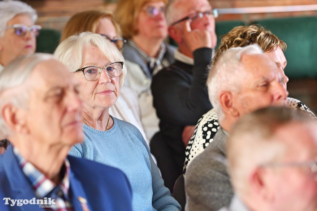 Seniorzy z całego województwa debatowali w Cekcynie