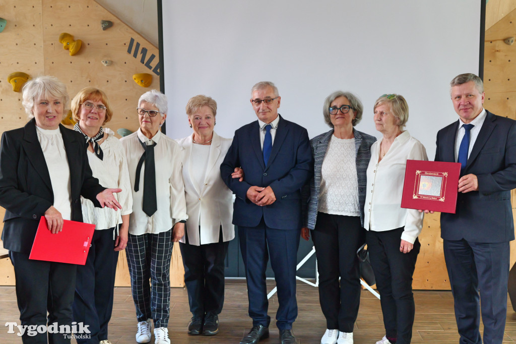 Seniorzy z całego województwa debatowali w Cekcynie