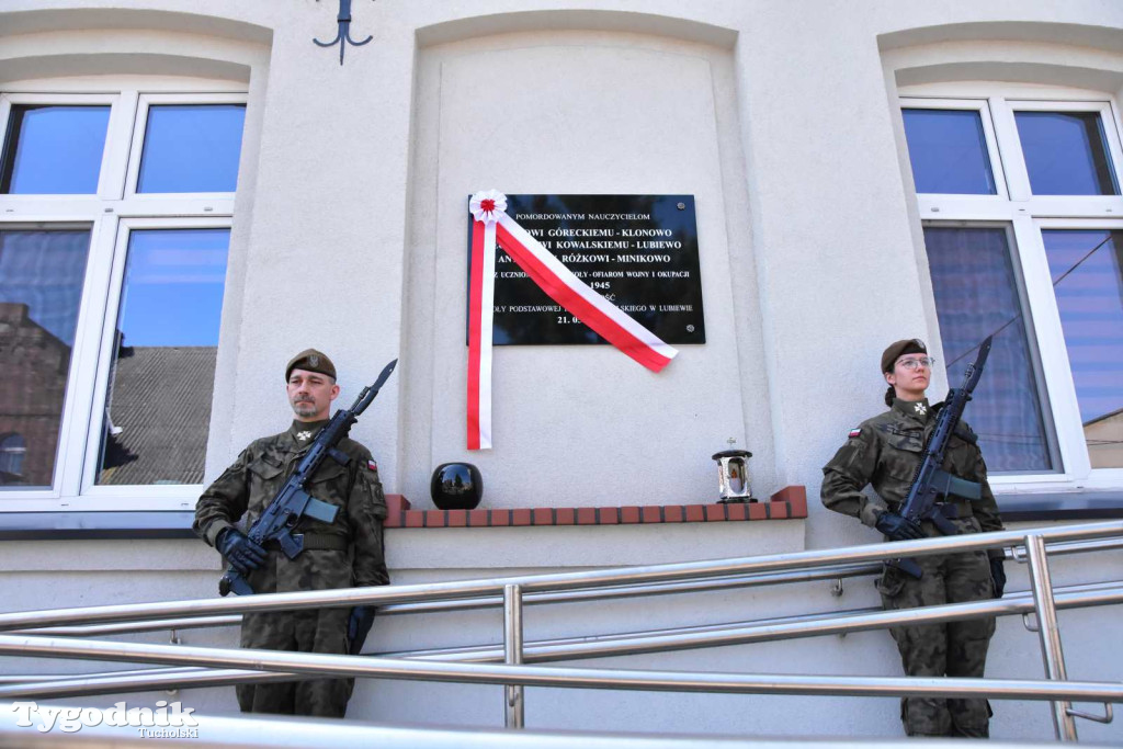 Uroczystość z okazji nadania Szkole Podstawowej w Lubiewie im. Wojska Polskiego