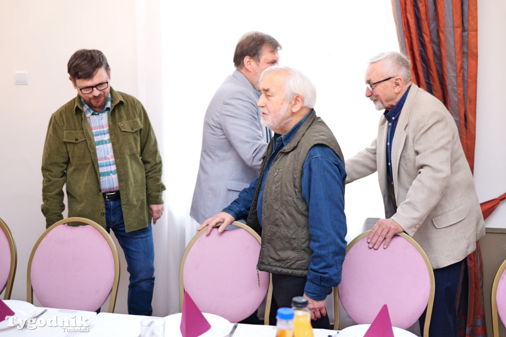Pałac w Małej Komorzy, nowi właściciele i plener