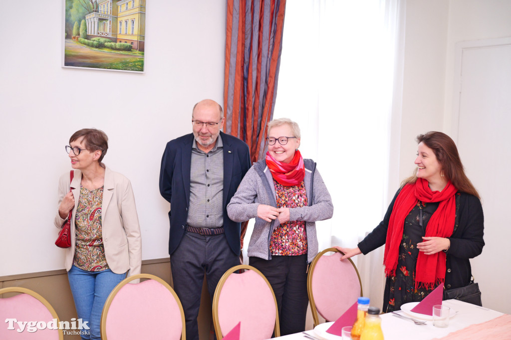 Pałac w Małej Komorzy, nowi właściciele i plener
