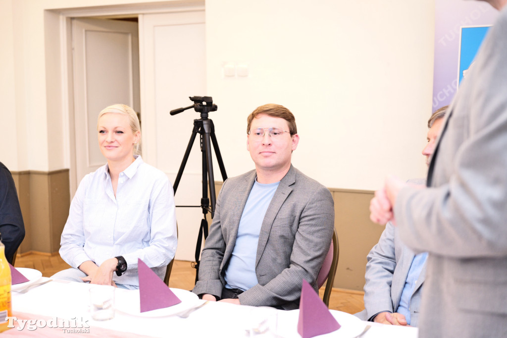 Pałac w Małej Komorzy, nowi właściciele i plener