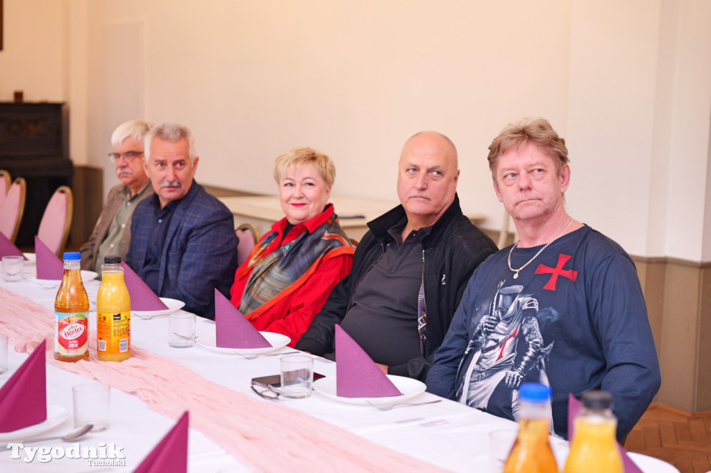 Pałac w Małej Komorzy, nowi właściciele i plener