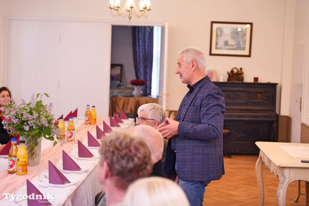 Pałac w Małej Komorzy, nowi właściciele i plener