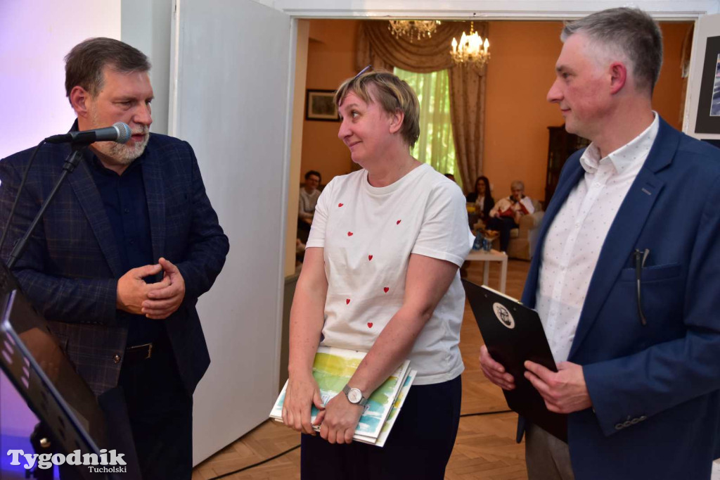 Wernisaż Ogólnopolskiego Pleneru Artystycznego Tuchola – Mała Komorza 2025