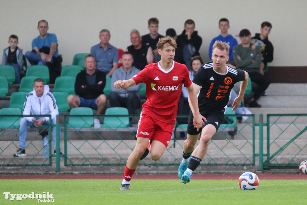 Klasa A: Tucholanka Kaemde Tuchola - Victoria Niemcz 1:1 (1:1). Bramka: Galiński (29)