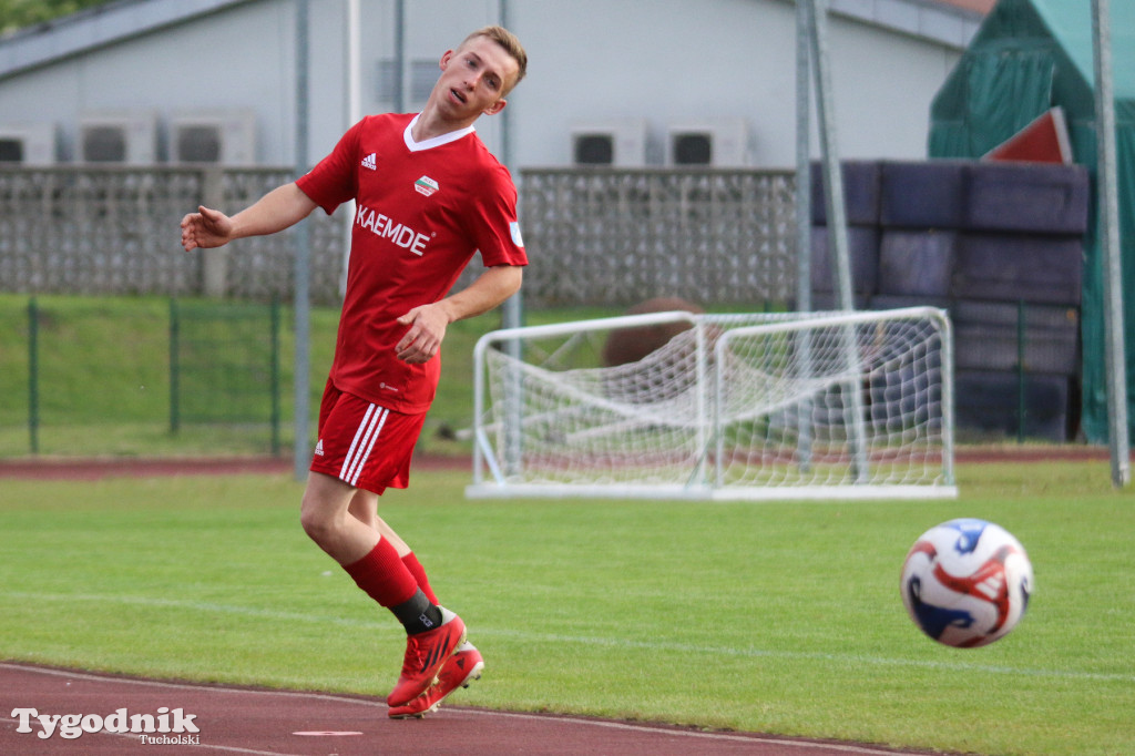 Klasa A: Tucholanka Kaemde Tuchola - Victoria Niemcz 1:1 (1:1). Bramka: Galiński (29)