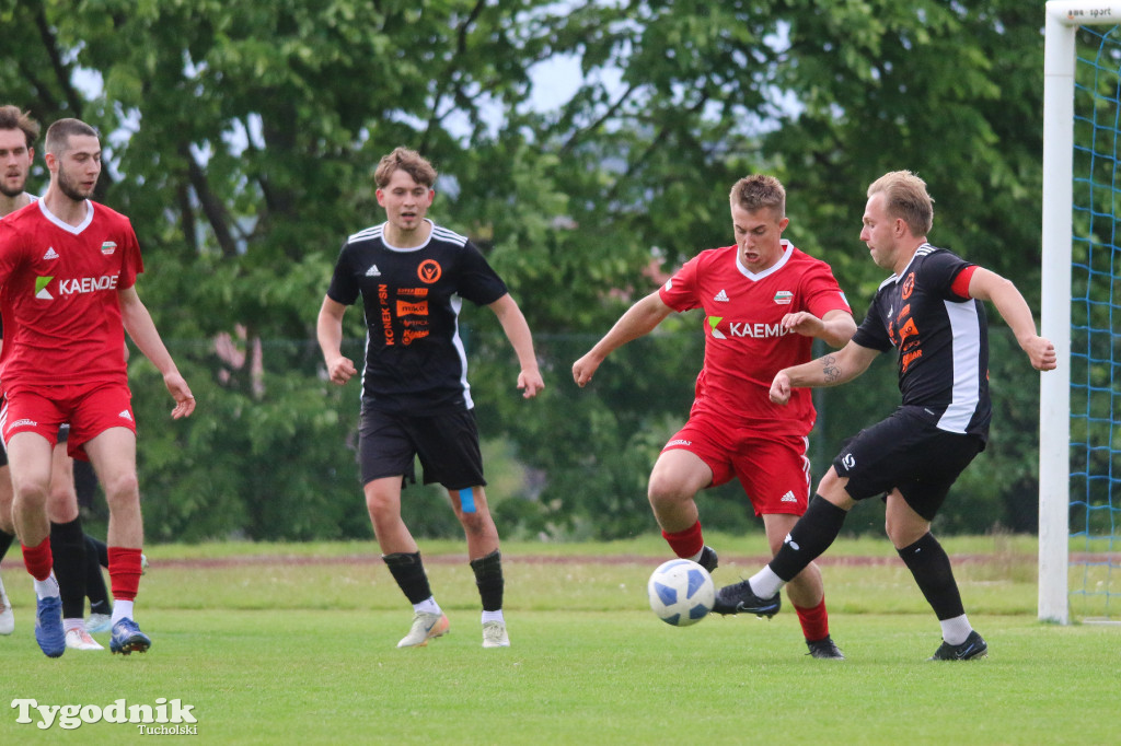 Klasa A: Tucholanka Kaemde Tuchola - Victoria Niemcz 1:1 (1:1). Bramka: Galiński (29)