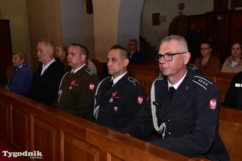 Tuchola: Uroczystość wręczenia sztandaru 11. Wojskowego Oddziału Gospodarczego
