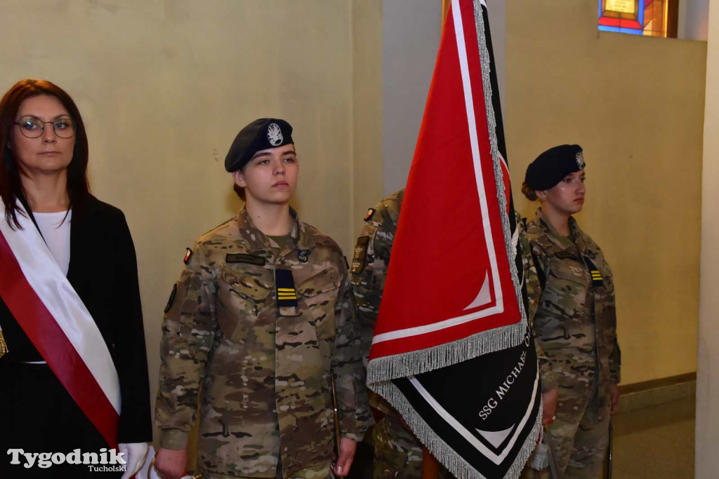 Tuchola: Uroczystość wręczenia sztandaru 11. Wojskowego Oddziału Gospodarczego
