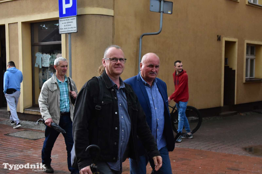 Tuchola: Uroczystość wręczenia sztandaru 11. Wojskowego Oddziału Gospodarczego