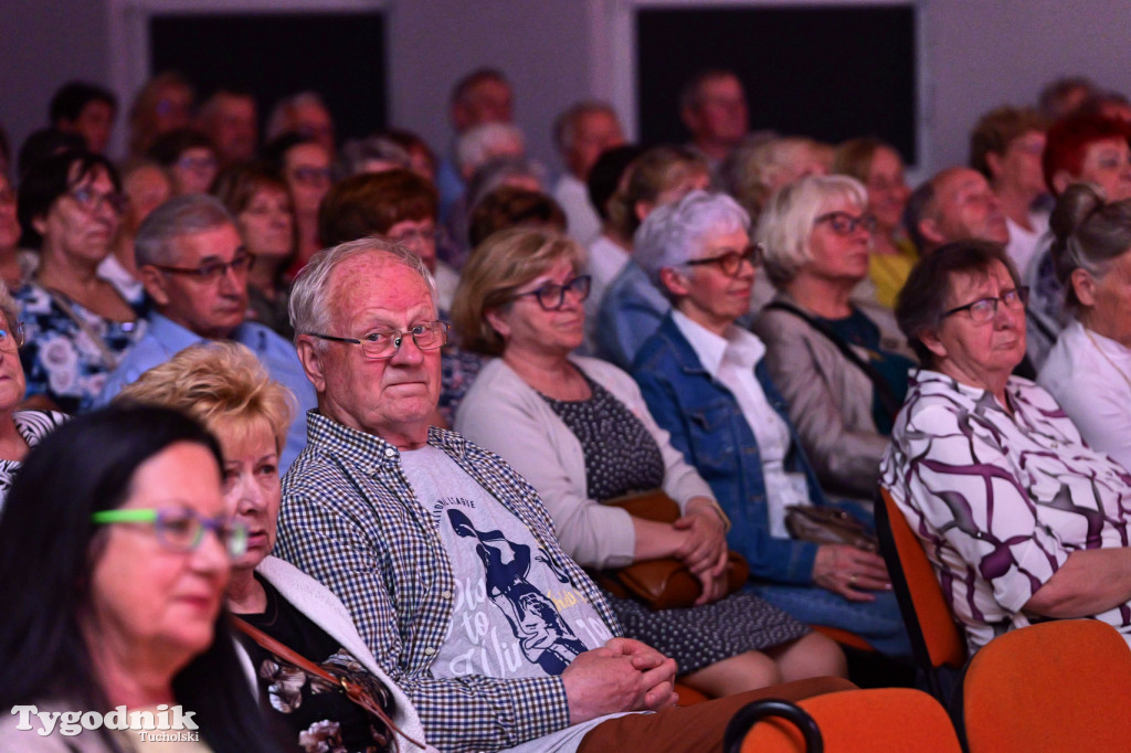 Kabaret Sanatorium wrócił na scenę. Seria skeczów w TOK-u