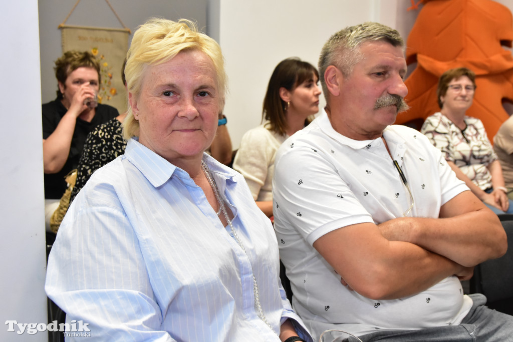 Uroczystość wręczania umów o powierzenie grantu na projekty dla seniorów