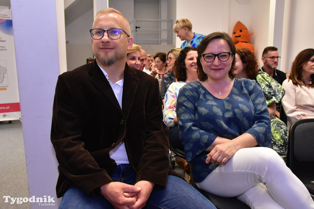 Uroczystość wręczania umów o powierzenie grantu na projekty dla seniorów
