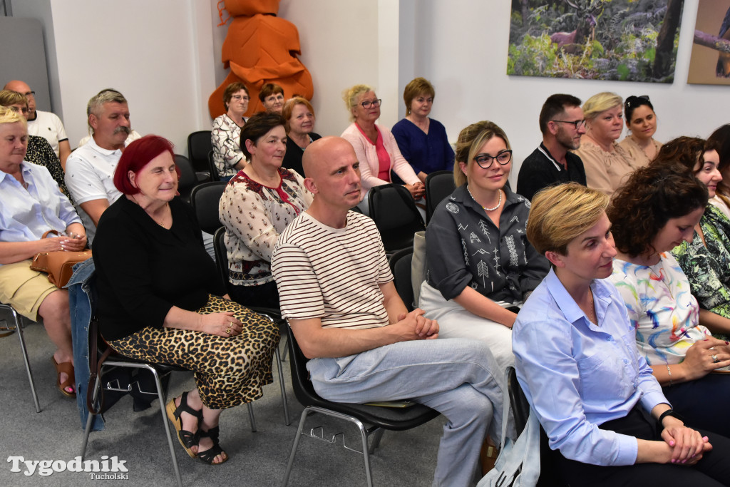 Uroczystość wręczania umów o powierzenie grantu na projekty dla seniorów