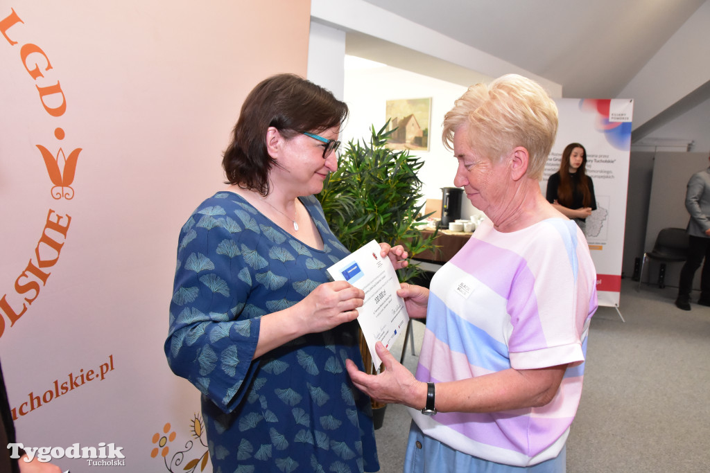 Uroczystość wręczania umów o powierzenie grantu na projekty dla seniorów